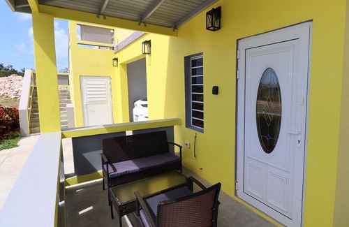 The Valley Apartment | Charming 1-bedroom apartment with AC, WiFi in wonderful Tackling