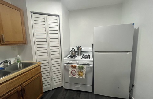Farmington Apartment | Charming 1-bedroom apartment in enchanting Farmington with AC