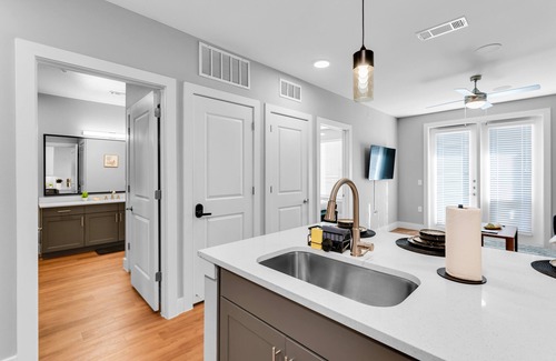 Fort Worth Apartment | Charming 1-bedroom apartment in Fort Worth with WiFi, AC, fitness room