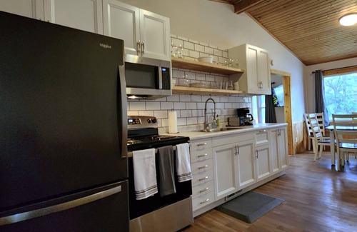 New London Apartment | Charming 1-bedroom apartment in amazing New London, MN