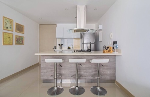 Santa Marta Apartment | Charming 1-bedroom apartment with AC, fitness room, WiFi in serene Magdalena