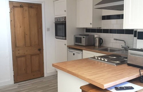 Hailsham Apartment | Charming 1-Bedroom Apartment near South Downs