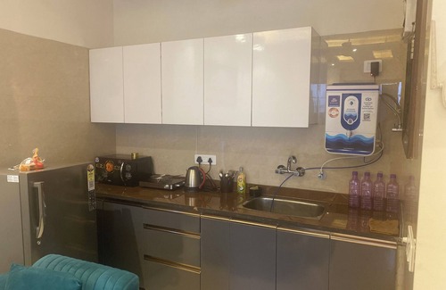 Chhatarpur Apartment | Charming 1-bedroom apartment with WiFi, AC in welcoming New Delhi