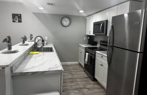 West Arlington Apartment | Charming 1-bedroom apartment in fabulous Arlington, WiFi and In Unit Laundry