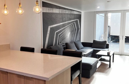 Fullerton Apartment | Charming 1-bedroom apartment in marvelous Old Sunny Hills Fullerton