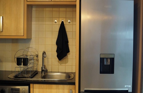 Bellville Park Apartment | Charming 1-bedroom apartment with WiFi, AC in wonderful Cape Town