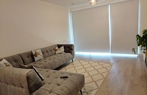Sutton Cross Apartment | Charming 1-bedroom apartment in delightful Dublin 13 with WiFi