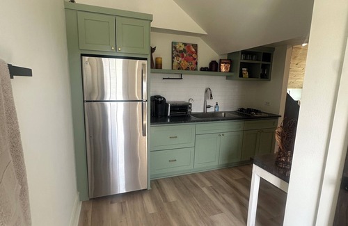 Anderson Apartment | Charming 1-bedroom Apartment located at Camp Hosea Wedding Venue in Anderson, TX