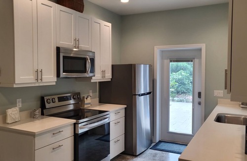 Bokeelia Apartment | Charming 1-bedroom apartment in Bokeelia with WiFi, AC, pool & heated spa