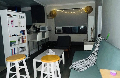 York Apartment | Charming 1-bedroom apartment with AC and WiFi in lovely Toronto