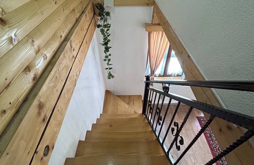 Mukinje Apartment | Charming 1-bedroom apartment with WiFi, AC in serene Jezerce