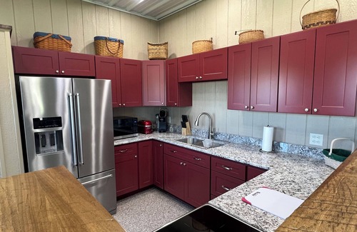 Colton Apartment | Charming 1-bedroom apartment within 2-miles of historic Grand Rapids, Ohio