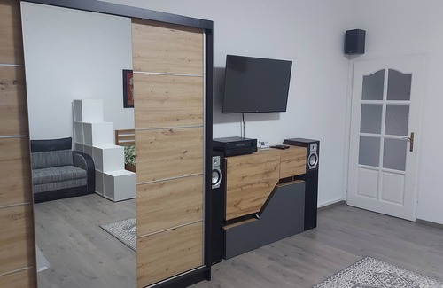 Szeged Apartment | Charming 1-bedroom apartment with AC, WiFi in gorgeous Szeged