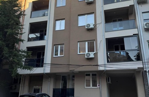 Kisela Voda Apartment | Charming 1-bedroom apartment in beautiful Skopje with AC