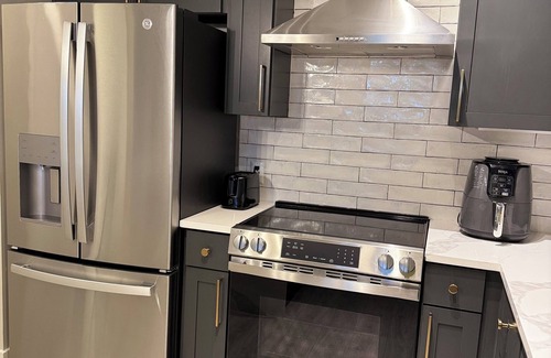 Cityplace Apartment | Charming 1-bedroom apartment in marvelous Dallas with WiFi, AC,GYM,POOL