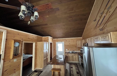 Malone Apartment | Charming 1-bedroom apartment in Lake Titus