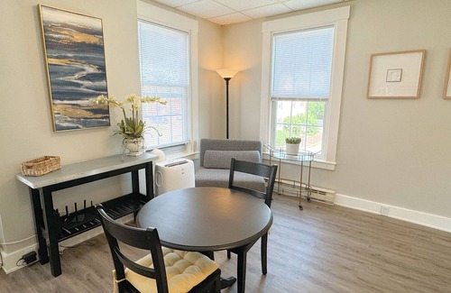 Southern Coast Apartment | Charming 1-bedroom apartment with WiFi, AC in lovely Saco