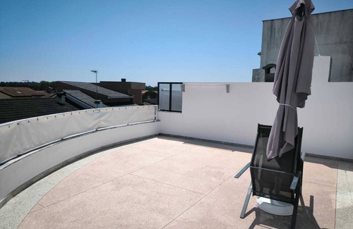 Fao Apartment | Charming 1-bedroom apartment with 2 large patios, WiFi, A/C next to Praia Ofir