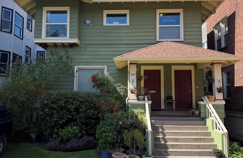 Miller Park Apartment | Charming 1-bedroom apt in Capitol Hill