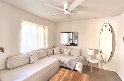 Mokuleia Apartment | Charming 1-bedroom Beach Retreat with Sauna