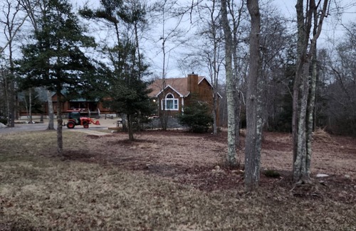 Adamsville Cabin | Charming 1-bedroom cabin in delightful Westport with WiFi, Minutes to the beach