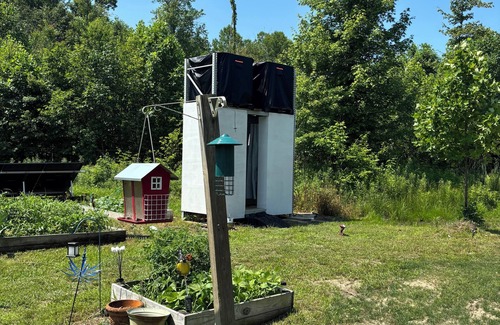 Geneva Cabin | Charming 1-bedroom cabin in Geneva