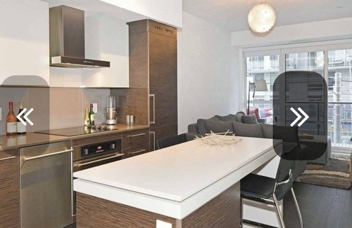 Little Portugal Condo | Charming 1-bedroom condo in marvelous Toronto with WiFi, King West