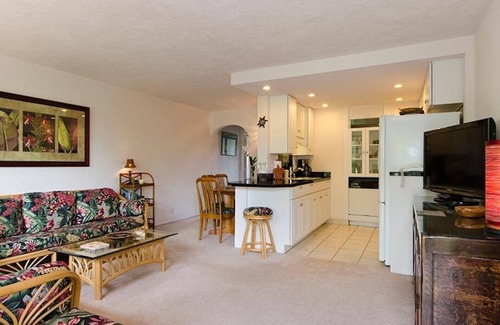 Poipu Condo | Charming 1-bedroom condo with beautiful ocean and sunrise views