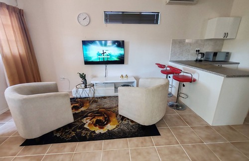 Grahamstown Cottage | Charming 1-bedroom cottage with WiFi and AC in enchanting Makhanda