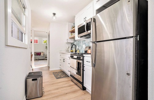 West Alameda Cottage | Charming 1-bedroom cottage in Alameda