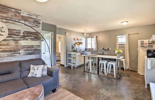 Bend Cottage | Charming 1-bedroom cottage in welcoming Bend with AC