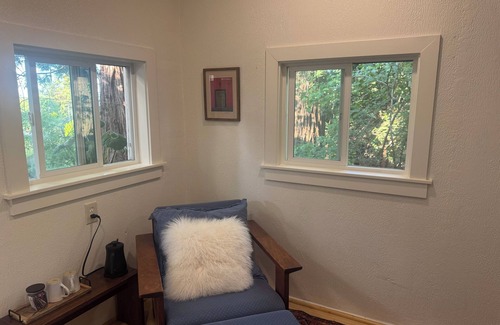 Sebastopol House | Charming 1-bedroom detached from main home in tranquil Sebastopol