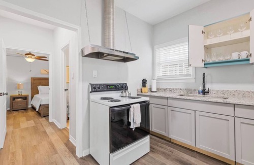 Fort Worth House | Charming 1-bedroom home with AC and WiFi in lovely Fort Worth
