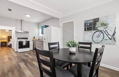 Fort Worth House | Charming 1-bedroom home with AC and WiFi in lovely Fort Worth