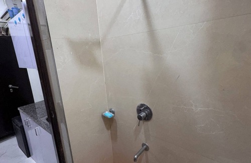 Old Rajinder Nagar House | Charming 1-bedroom house in amazing New Delhi with AC