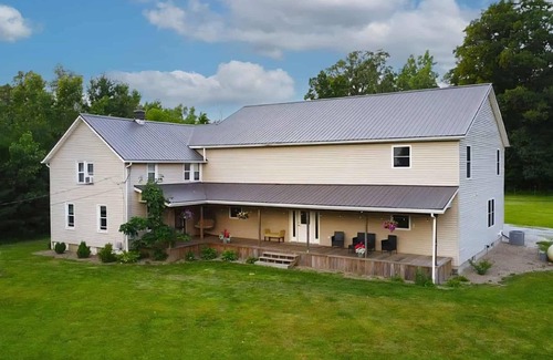Shelby House | Charming 1-bedroom house in fabulous Mansfield with AC