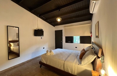 Adjuntas Hotel | Charming 1-bedroom hotel with AC, WiFi in gorgeous Garzas Ward, Adjuntas