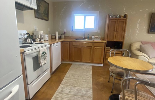 East Missoula House | Charming 1-bedroom house with WiFi, AC in brilliant Missoula.
