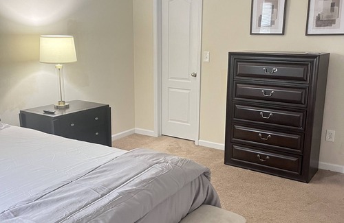 Conyers House | Charming 1-bedroom house in Conyers with AC, WiFi. refrigerator, call today