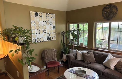 Cedar Heights House | Charming 1-bedroom house in enchanting Seattle with WiFi