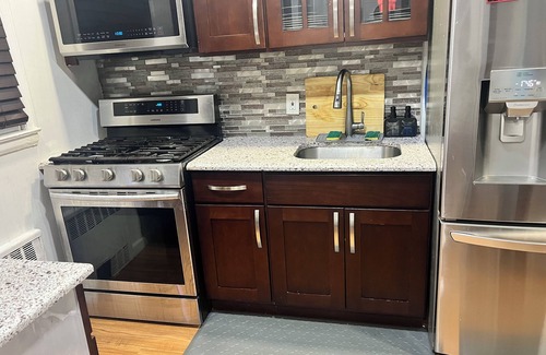Cambria Heights Apartment | Charming 1-bedroom house with WiFi, AC in amazing Queens