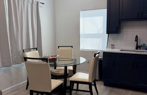 Temple Terrace House | Charming 1-bedroom house in pleasant Tampa with AC, WiFi