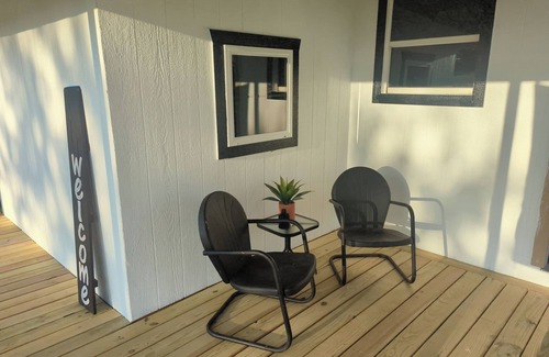 Wheatland House | Charming 1-bedroom house heat AC, WiFi in lovely Tuttle/Bridge Creek Oklahoma