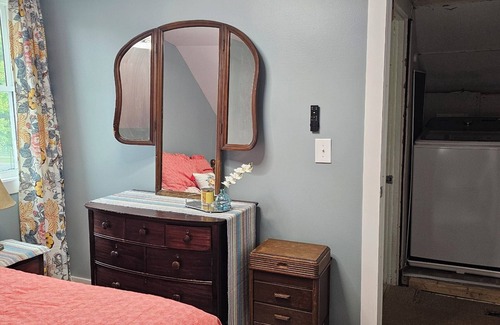 Ogdensburg House | Charming 1-bedroom in house with WiFi, AC in Ogdensburg