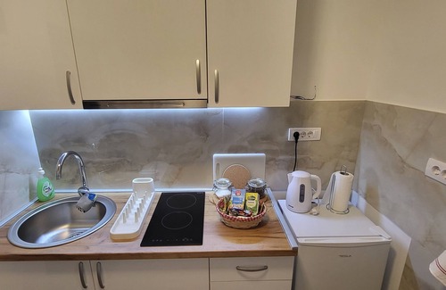 Vukov Spomenik Apartment | Charming 1-bedroom, LUX apartment with WiFi, AC in center of Beograd
