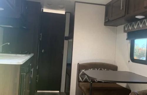 Rockdale House | Charming 1-bedroom mobile home with WiFi, AC in nice Atlanta