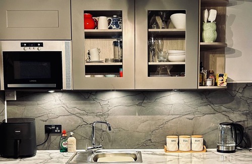 Mount Murray Apartment | Charming 1-bedroom Studio Apartment in Douglas