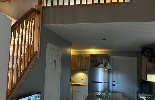 Hooper Condo | Charming 1-bedroom tiny loft condo with garage and hot tub access.