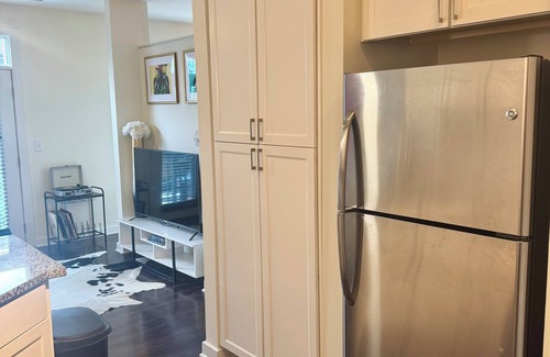 Charlotte Apartment | Charming 1-bedroom unit - steps from restaurants, entertainment and light rail