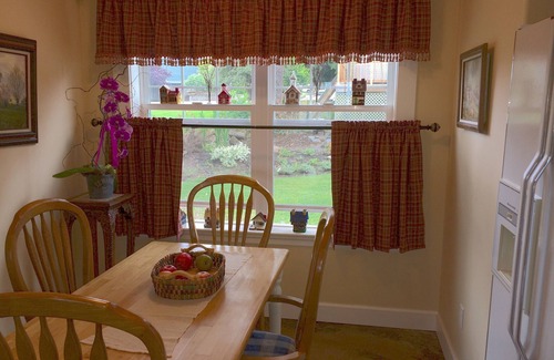Hillendale Cottage | Charming 1-bedroom cottage in Oregon City